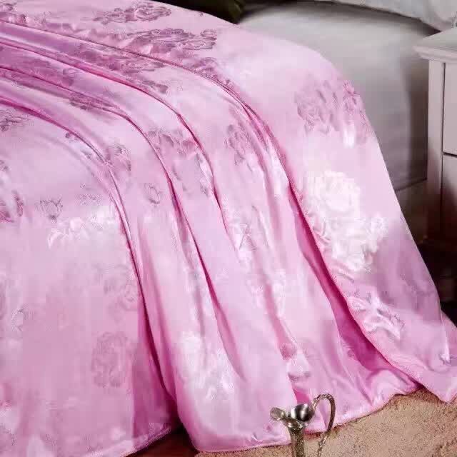仿真絲粉色蠶絲被